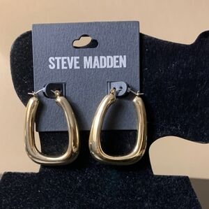 Steve Madden Shiny Gold Square Hoop Earrings (NWT)
